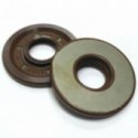 Сальник 15x40x3.7/5.5 SCY Viton 80-N01-C-C NAK