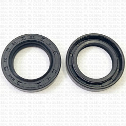 Сальник 24x37x7 TC NBR 70-K01B-C-C NAK